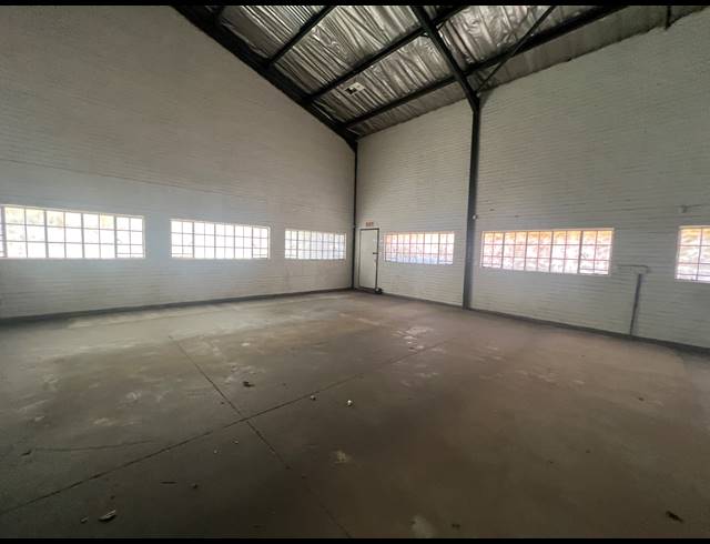 275M² WAREHOUSE TO LET IN KYA SANDS
